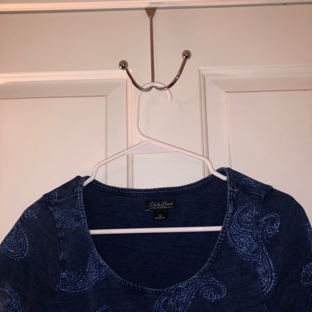 Blue Shirt - Picture 3 of 4